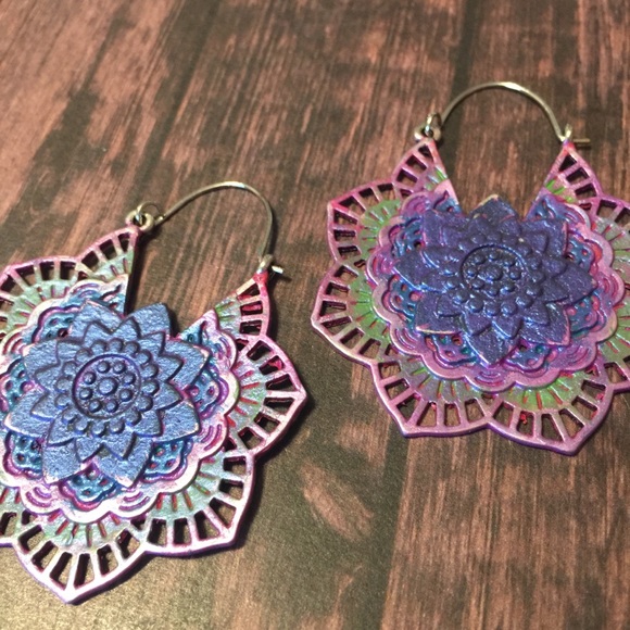 purple lotus flower earrings tibetan tribal vibe - Picture 6 of 8